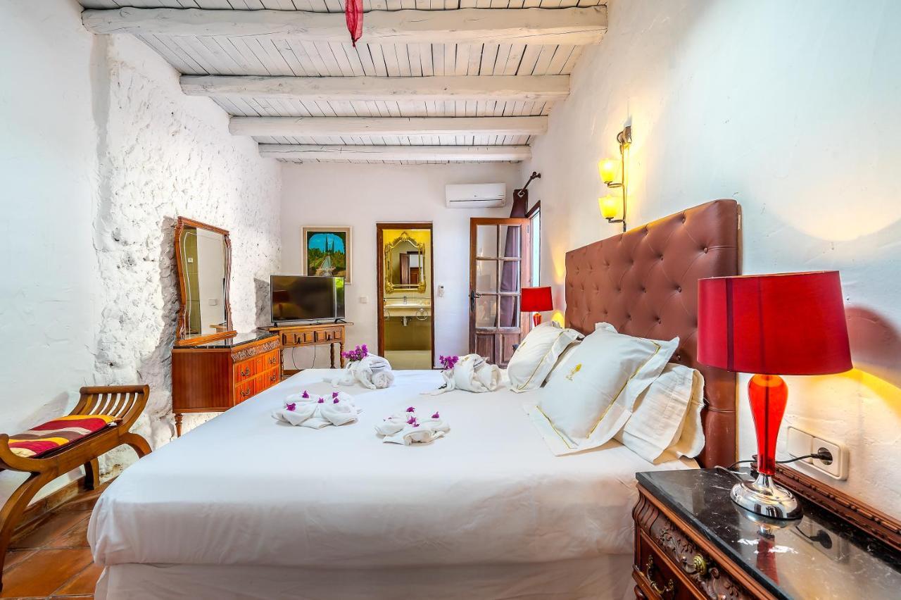 Can Pere Lifestyle & Spa Cala Llonga  Luaran gambar